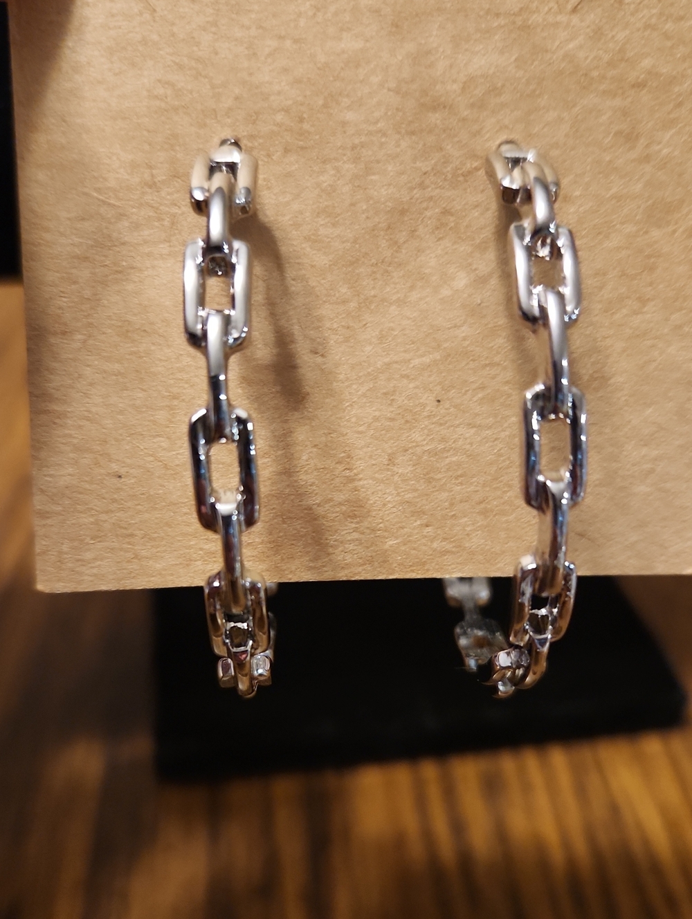 Silver Chain Link Hoop Earrings – Modern & Edgy
